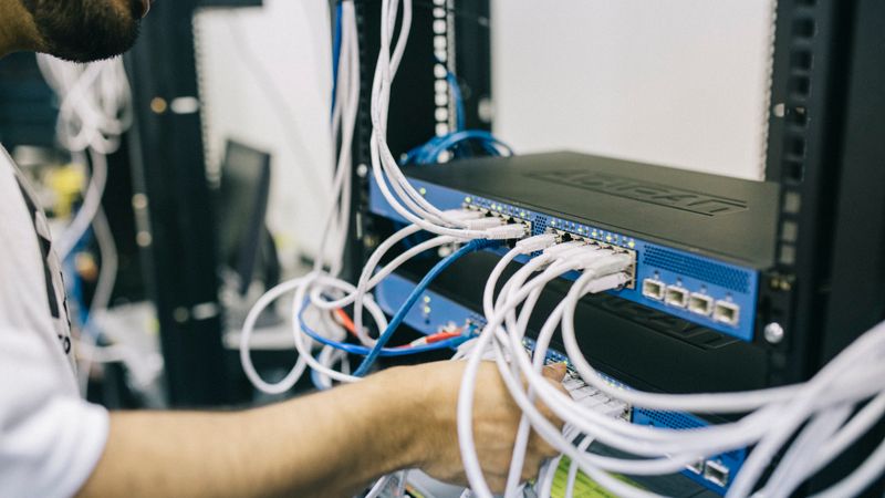 Colocationda Remote Hands ve NOC Destegi